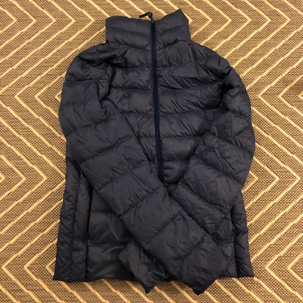 UNIQLO lightweight winter jacket